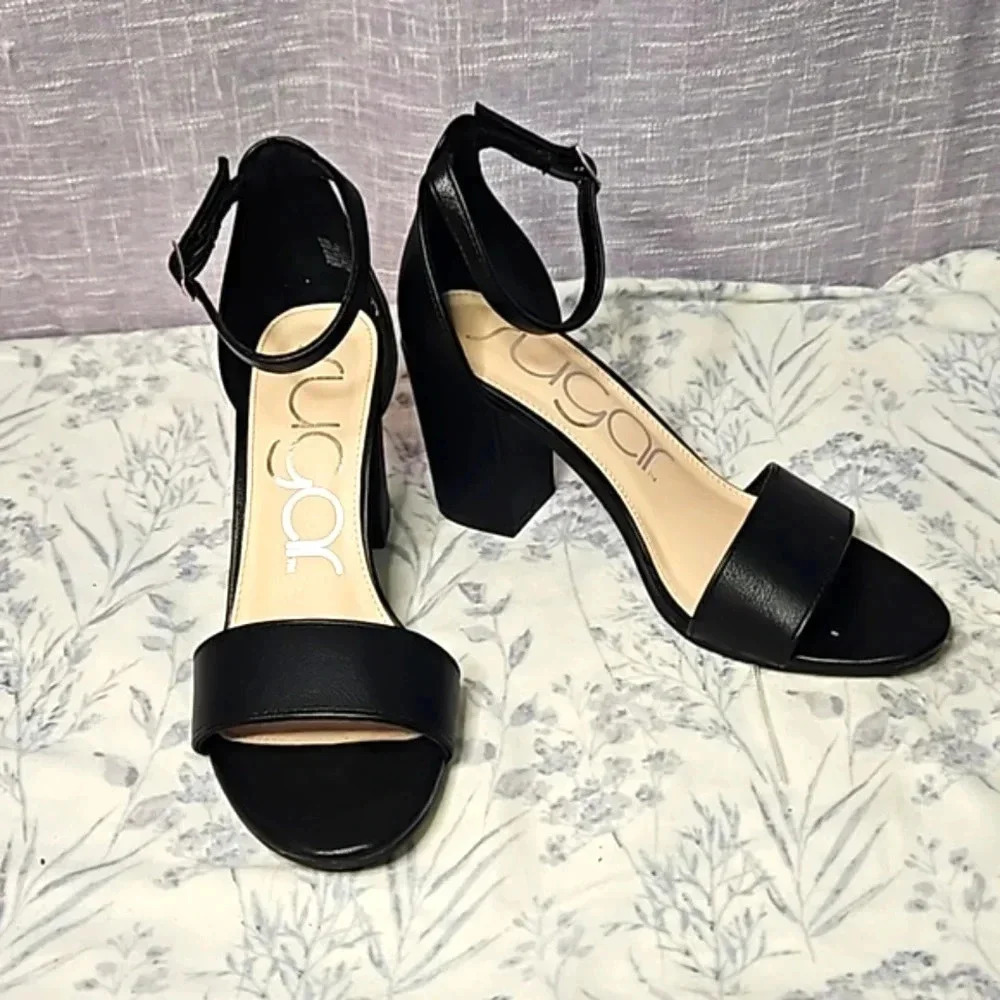 SUGAR SHOES